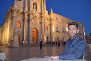 gentleman duomo piazza ortigia sicilia