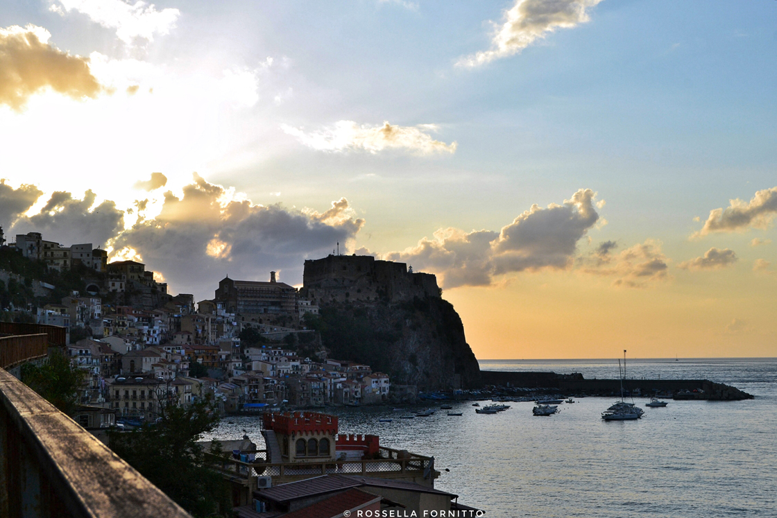 scilla tramonto